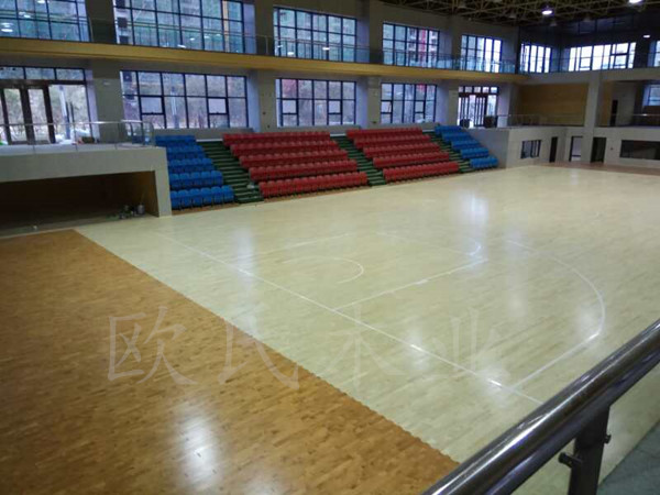 登封市工人文化宮籃球館木地板成功案例